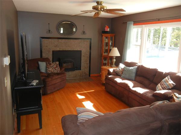 11 Main Road Westhampton, MA 01027 - Photo 3 of 15