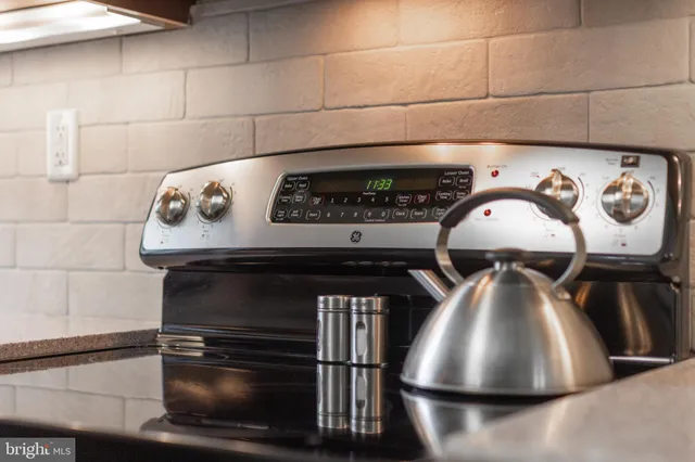 a close view of stove