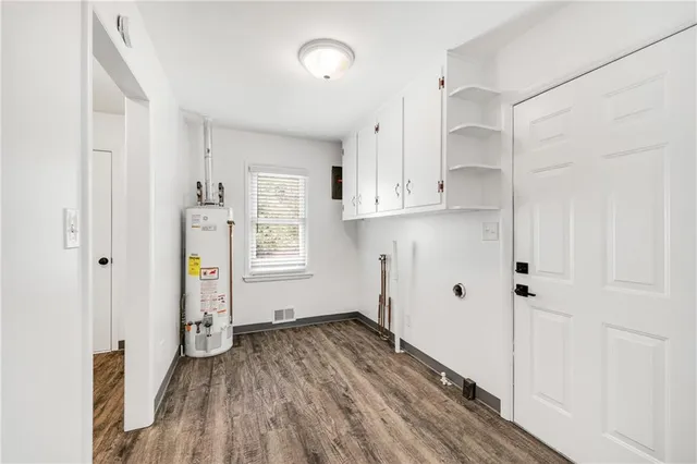 $214,900 | 510 Southwest 12 Street, Blue Springs, MO 64015