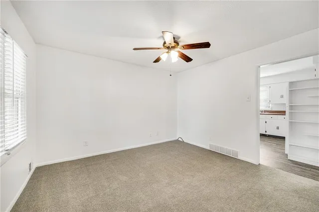 $214,900 | 510 Southwest 12 Street, Blue Springs, MO 64015