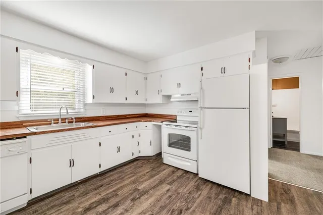 $214,900 | 510 Southwest 12 Street, Blue Springs, MO 64015