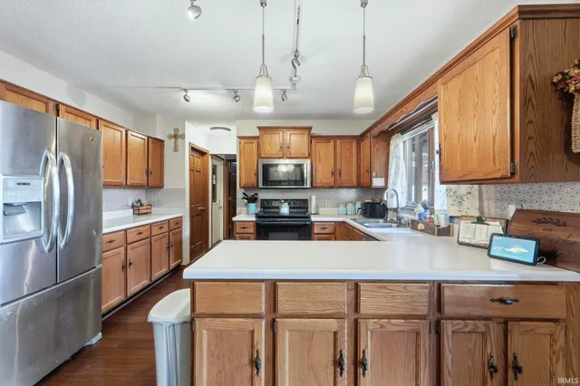 $364,900 | 15010 Lincoln Highway East, New Haven, IN 46774