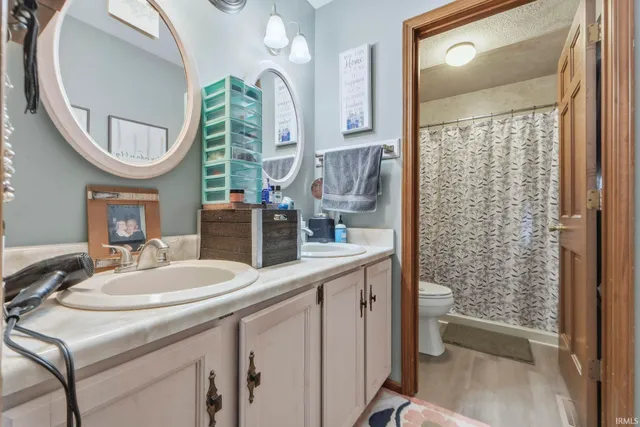 $364,900 | 15010 Lincoln Highway East, New Haven, IN 46774