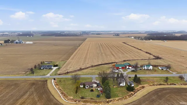 $364,900 | 15010 Lincoln Highway East, New Haven, IN 46774