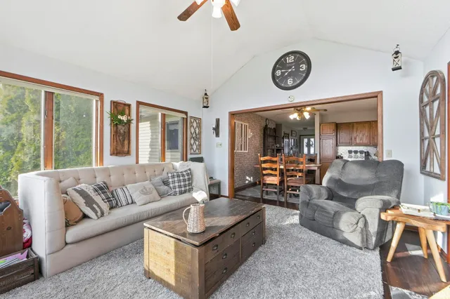 $364,900 | 15010 Lincoln Highway East, New Haven, IN 46774