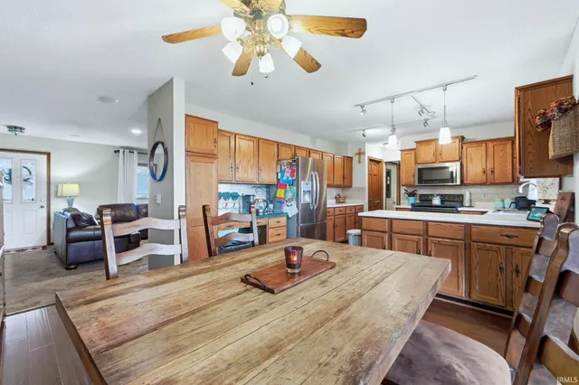 $364,900 | 15010 Lincoln Highway East, New Haven, IN 46774