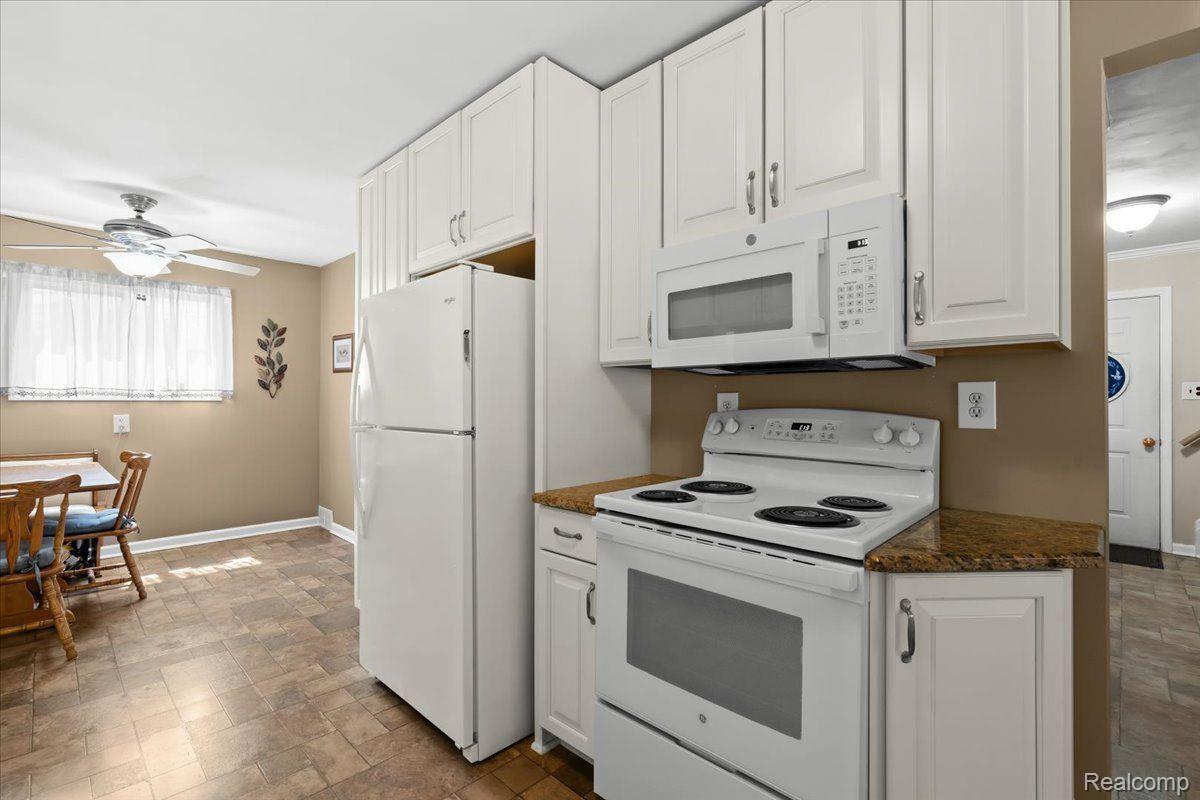 9684 Haggerty Road Plymouth, MI 48170 - Photo 18 of 35 Gallery Image 18