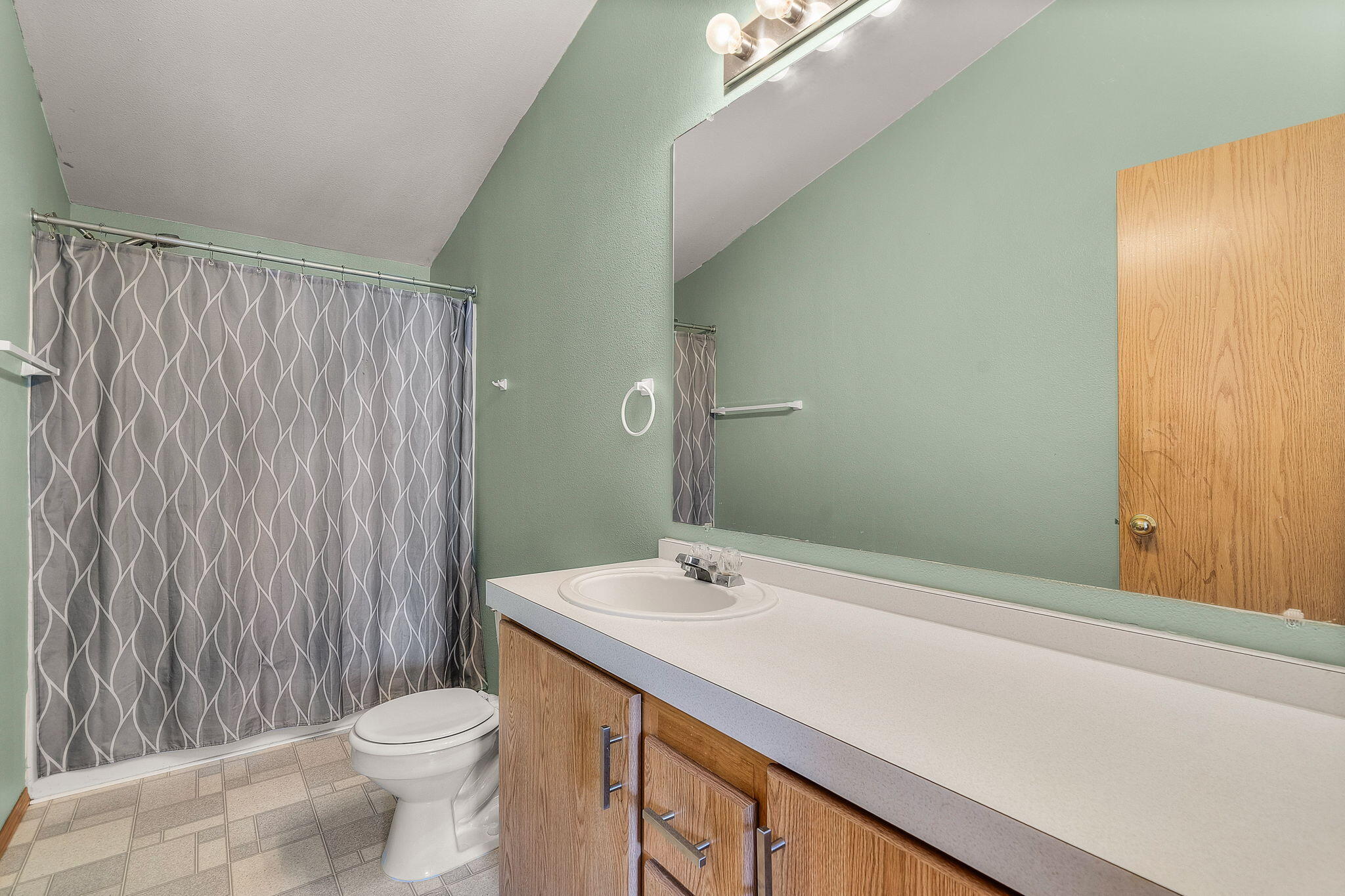 52315 Stearns Road La Pine, OR 97739 - Photo 14 of 24 2025_05_01_52315_stearns_road_la_pine-6