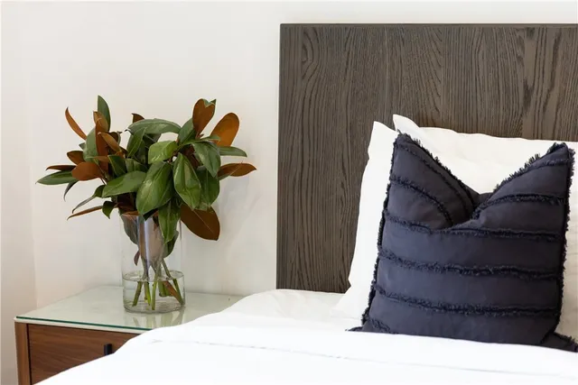 $3,850,000 | 630 North Martel Avenue, Los Angeles, CA 90036