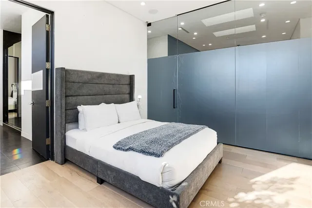 $3,850,000 | 630 North Martel Avenue, Los Angeles, CA 90036