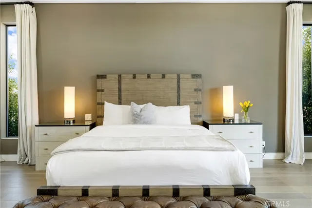 $3,850,000 | 630 North Martel Avenue, Los Angeles, CA 90036