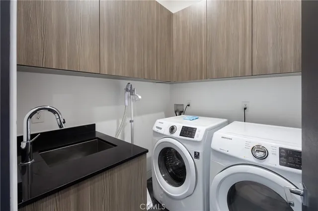 $3,850,000 | 630 North Martel Avenue, Los Angeles, CA 90036