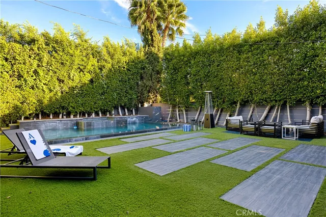 $3,850,000 | 630 North Martel Avenue, Los Angeles, CA 90036