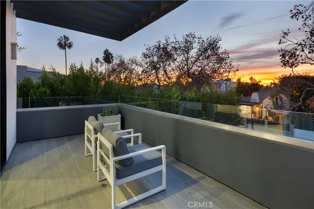 $3,850,000 | 630 North Martel Avenue, Los Angeles, CA 90036