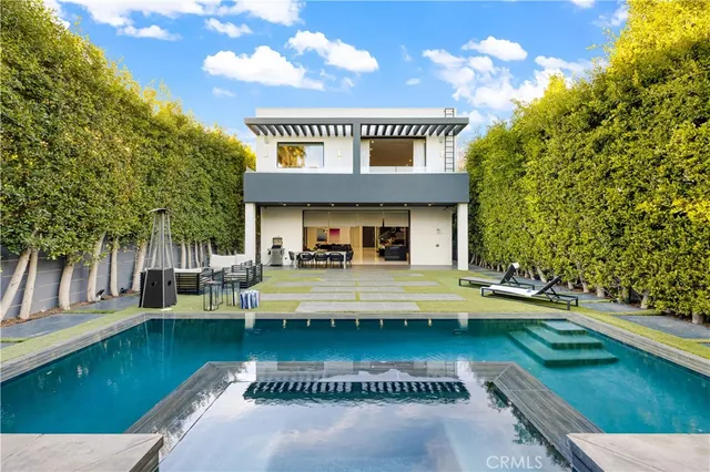 $3,850,000 | 630 North Martel Avenue, Los Angeles, CA 90036
