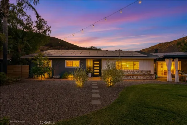$950,000 | 117 La Cresta Trail, El Cajon, CA 92019