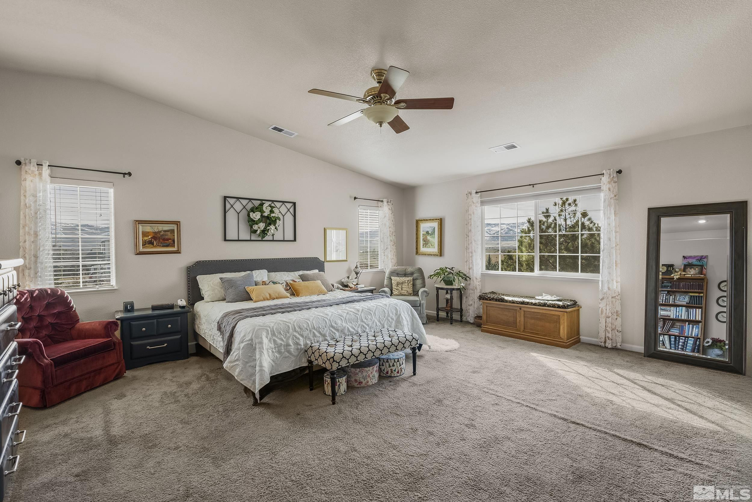 18190 Cody Court Reno, NV 89508 - Photo 10 of 25 Photo 10