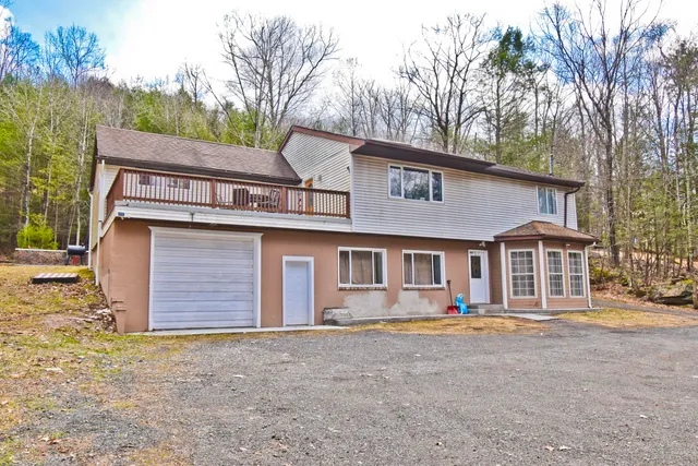 $349,900 | 982 Long Ridge Road, Hawley, PA 18428