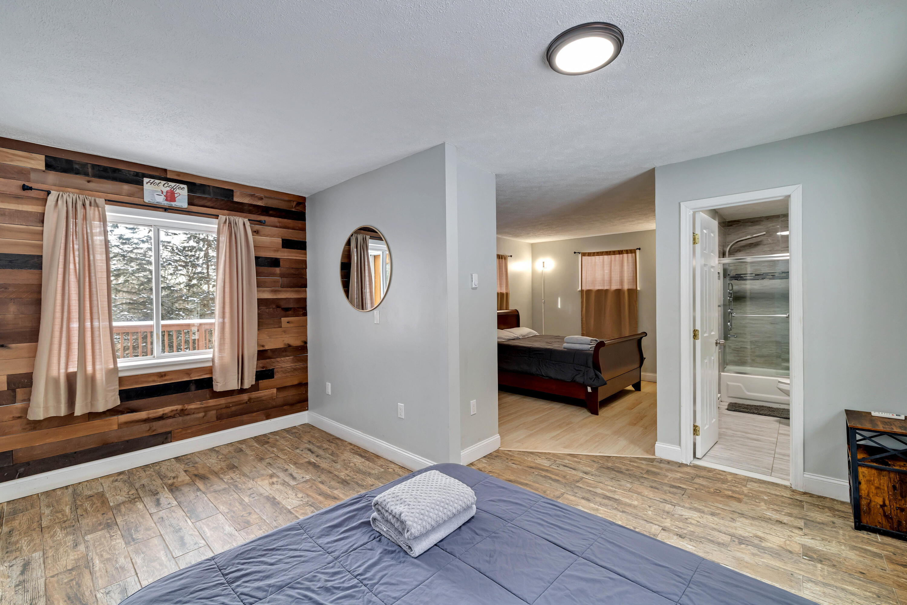 982 Long Ridge Road Hawley, PA 18428 - Photo 11 of 36 6 Primary (1)