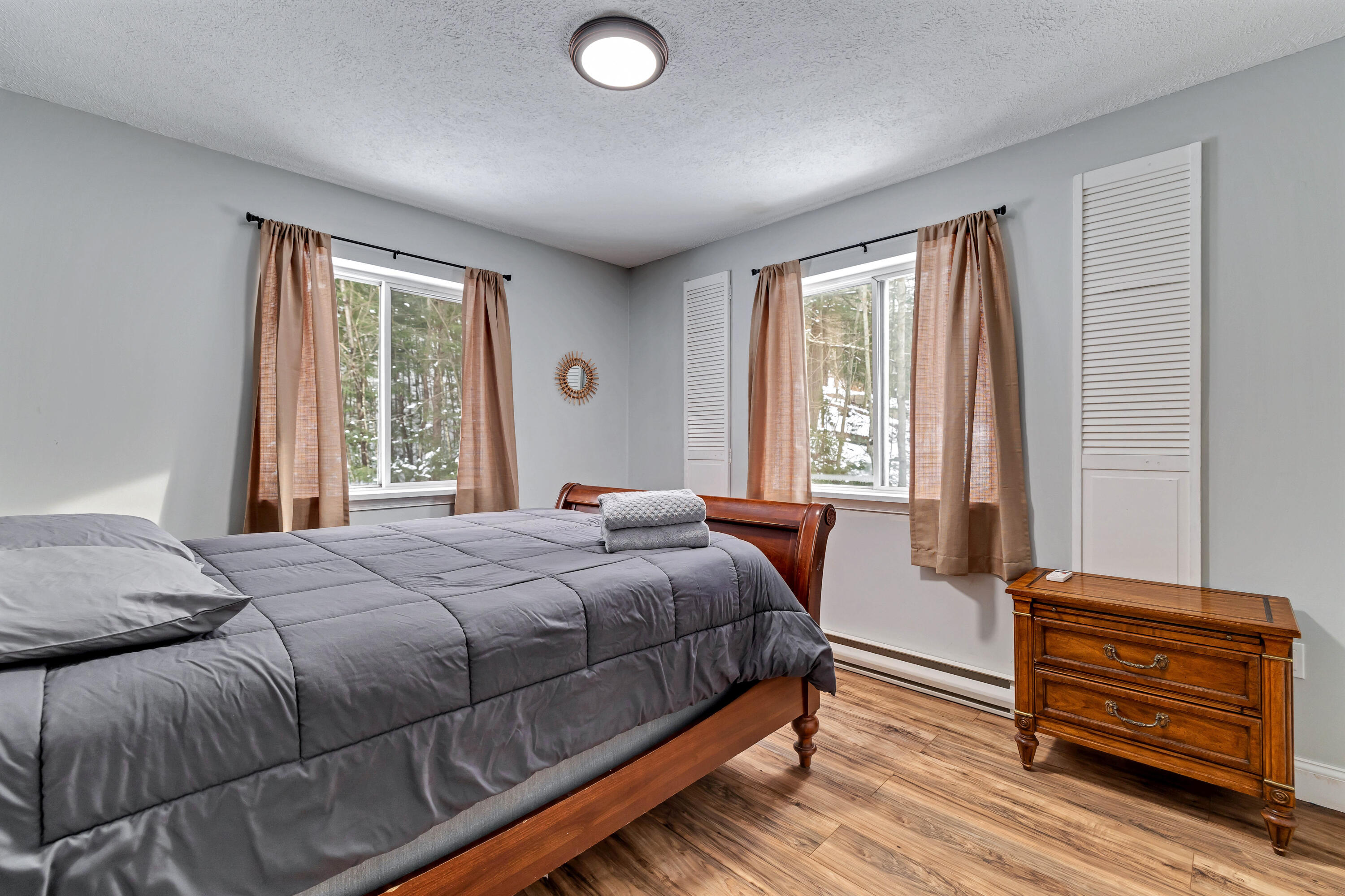 982 Long Ridge Road Hawley, PA 18428 - Photo 13 of 36 7 2nd Bed (1)