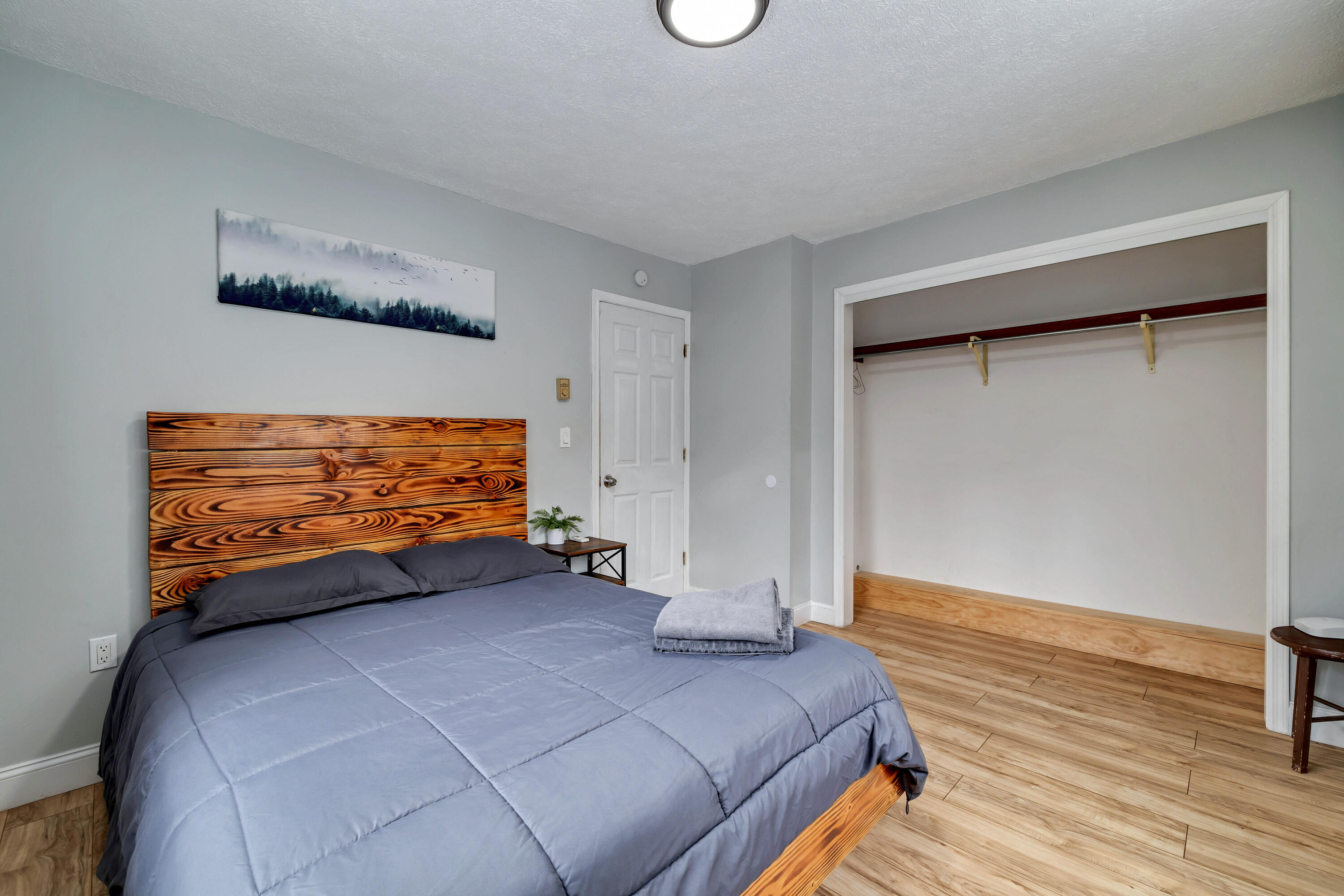 982 Long Ridge Road Hawley, PA 18428 - Photo 15 of 36 8 3rd Bed (2)