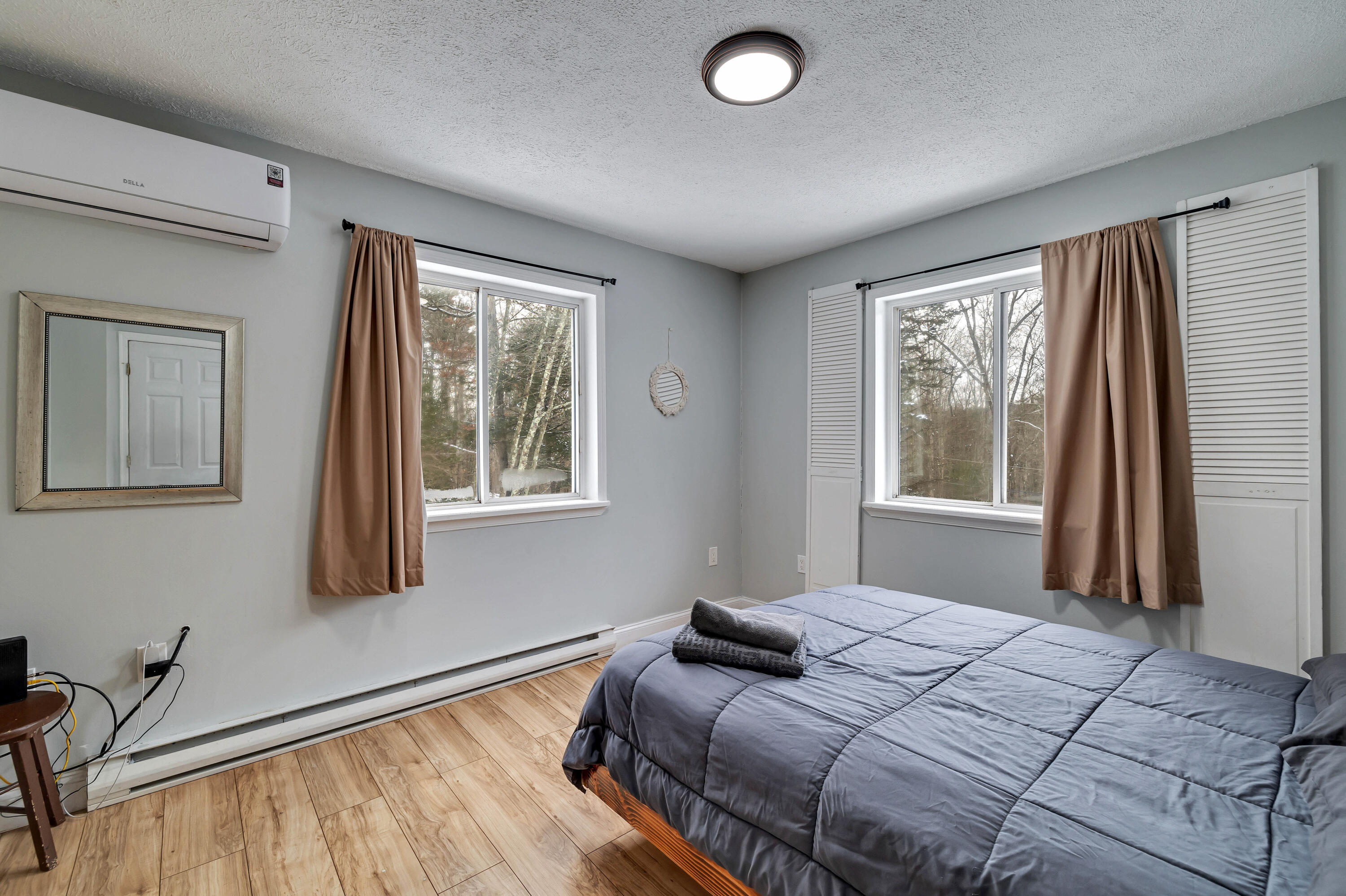 982 Long Ridge Road Hawley, PA 18428 - Photo 16 of 36 8 3rd Bed (1)