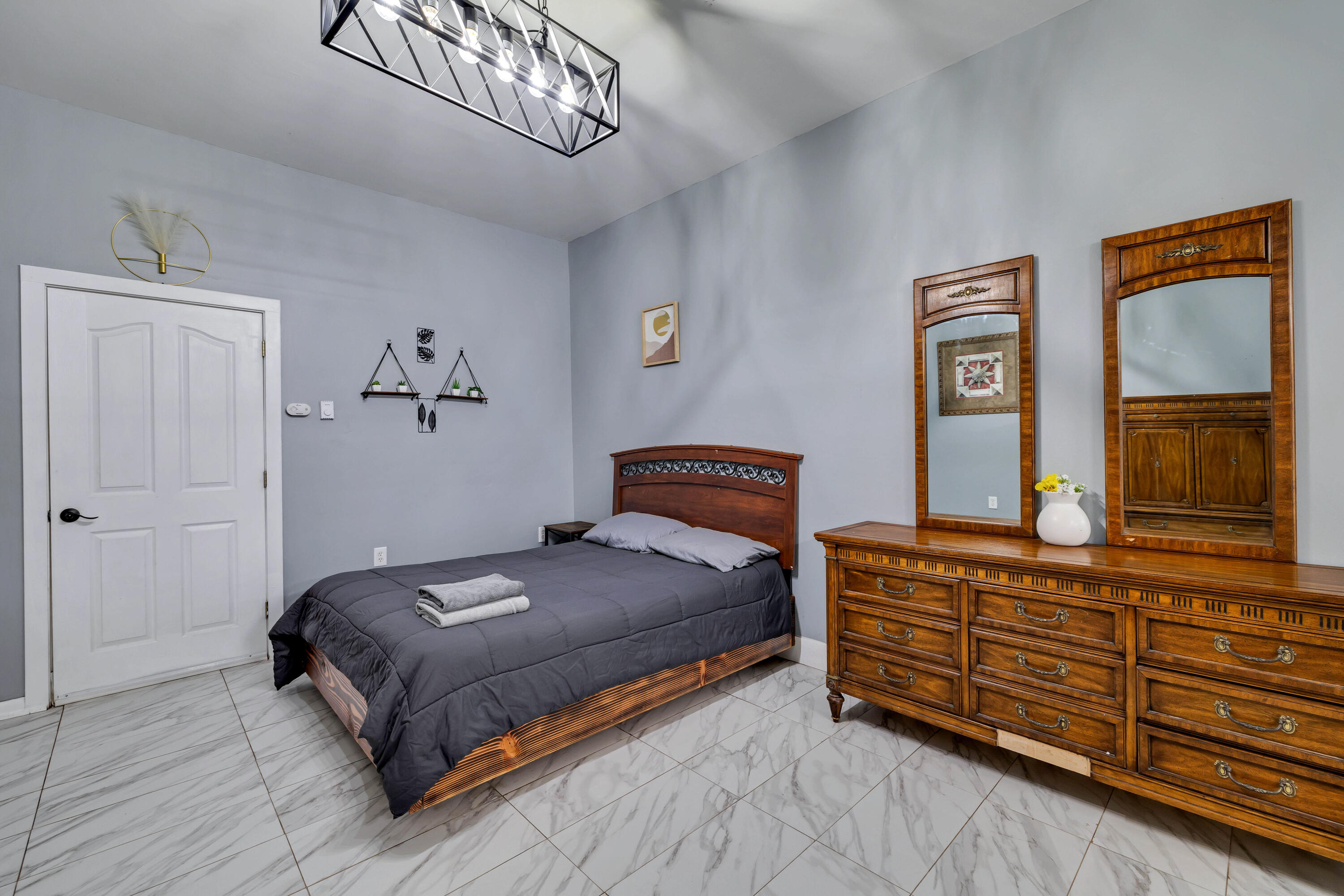 982 Long Ridge Road Hawley, PA 18428 - Photo 23 of 36 13 4th Bed (2)