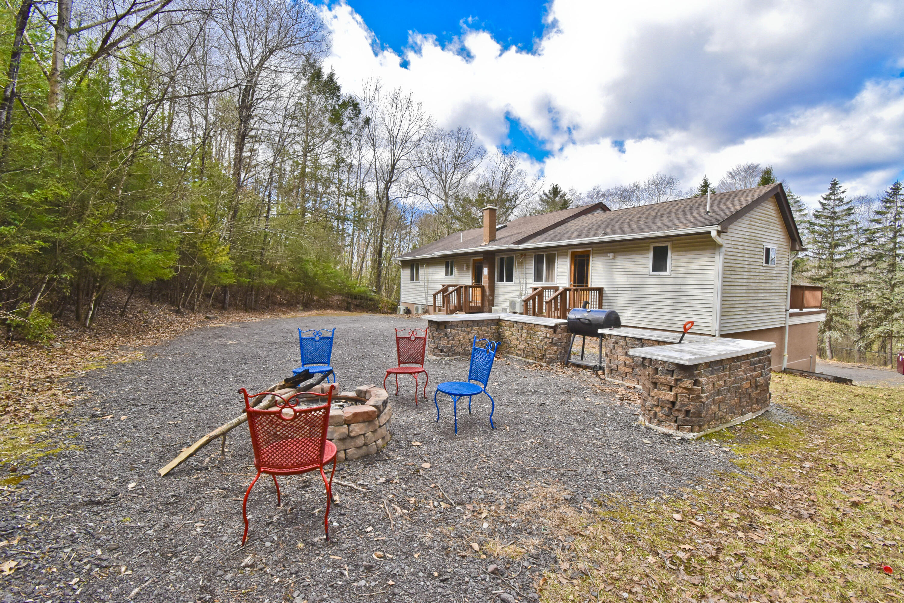 982 Long Ridge Road Hawley, PA 18428 - Photo 29 of 36 Exterior (4)