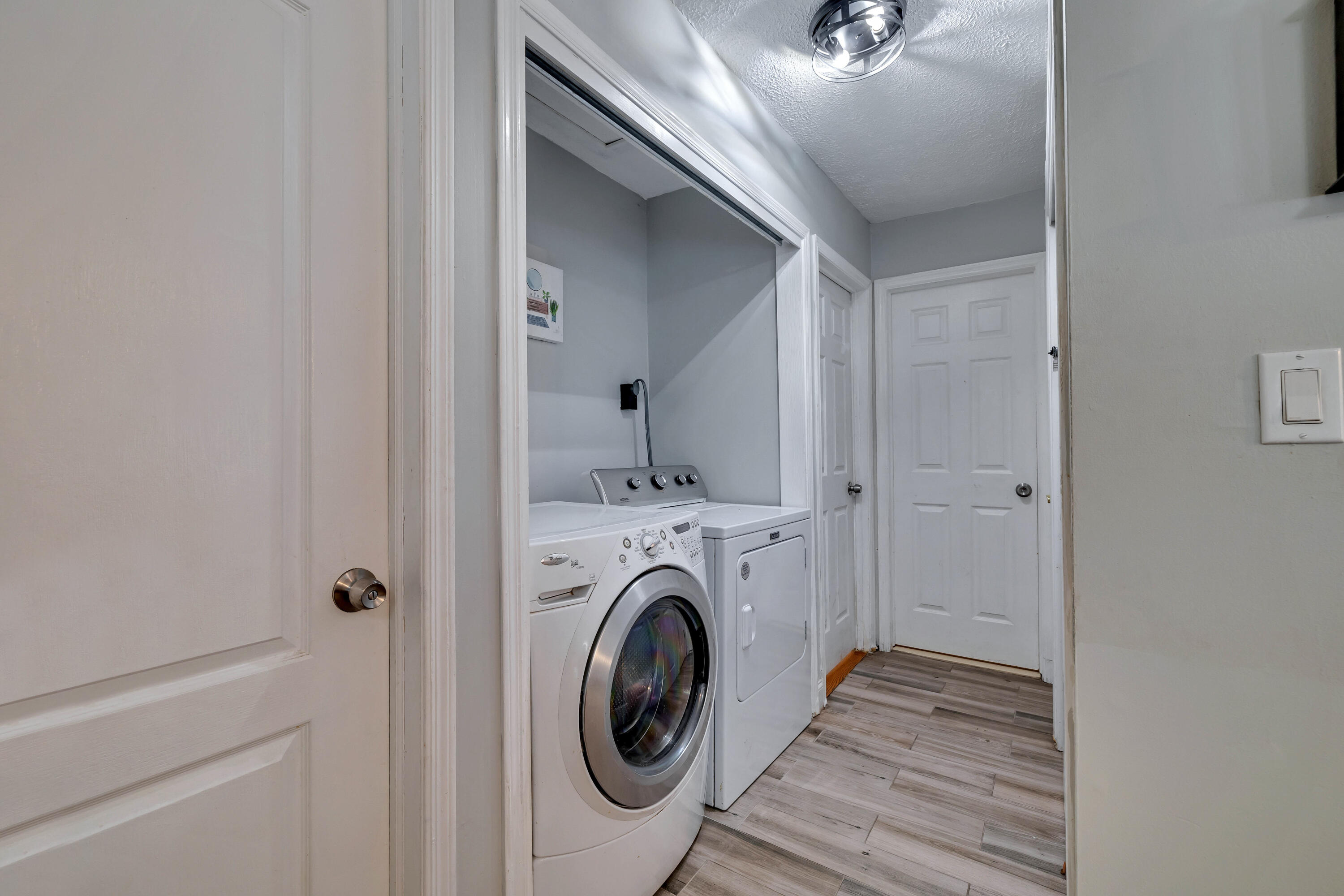 982 Long Ridge Road Hawley, PA 18428 - Photo 8 of 36 5 Laundry