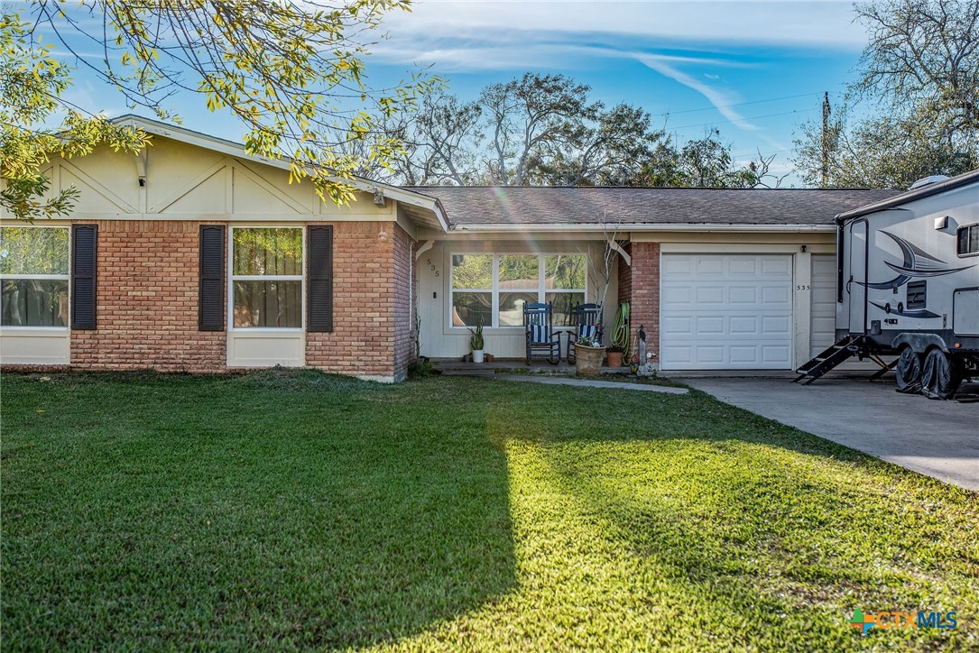 535 Travis Street Port Lavaca, TX 77979 - Photo 1 of 28