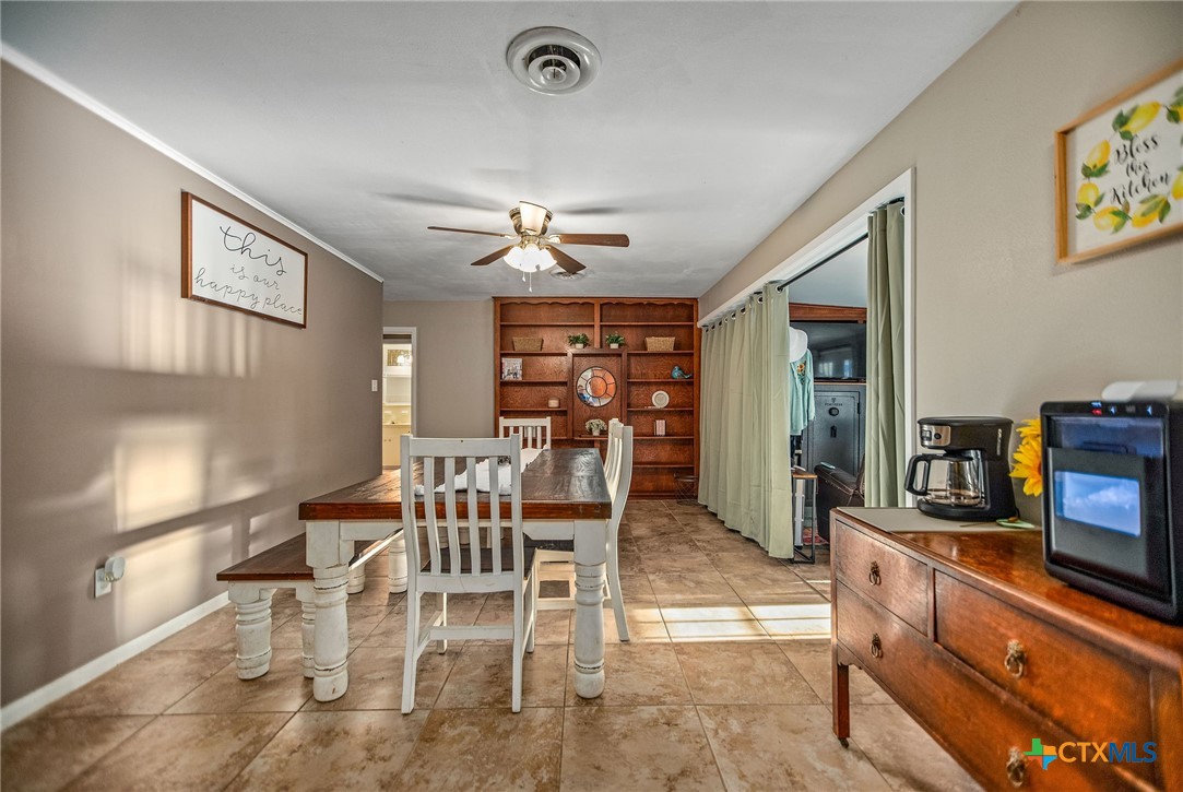 535 Travis Street Port Lavaca, TX 77979 - Photo 11 of 28