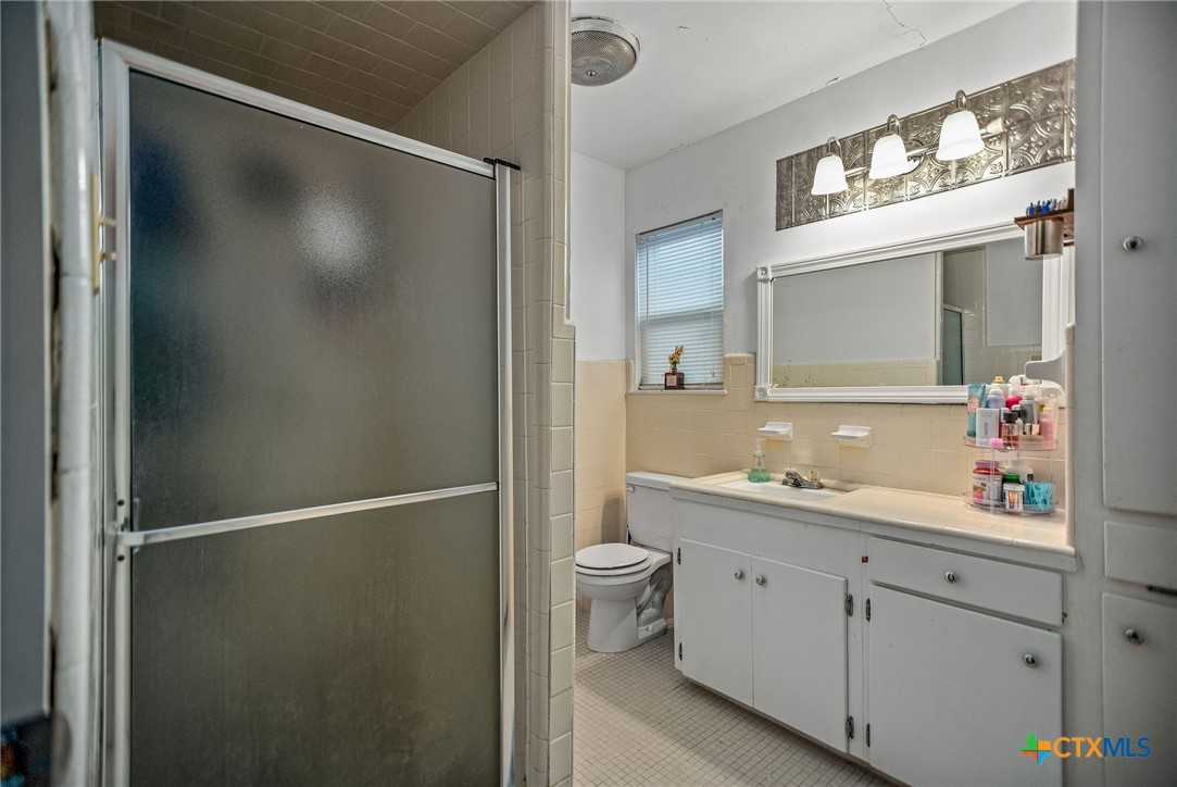 535 Travis Street Port Lavaca, TX 77979 - Photo 16 of 28