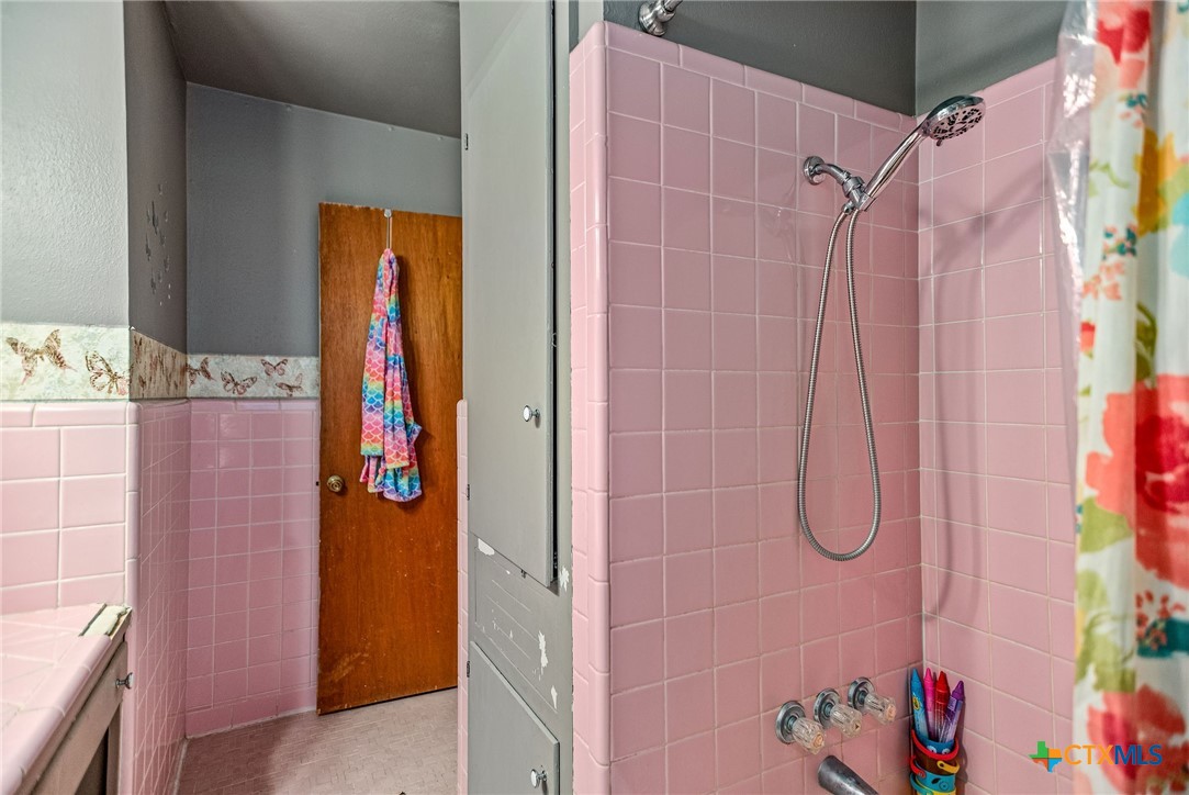 535 Travis Street Port Lavaca, TX 77979 - Photo 22 of 28