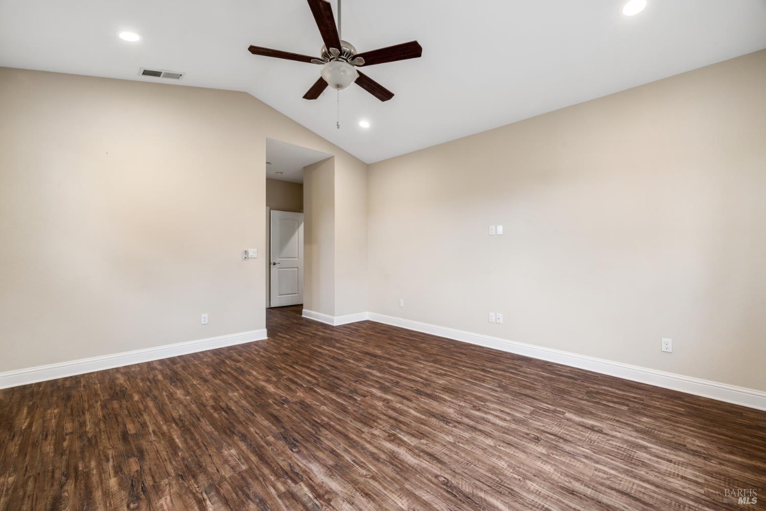 125 Anish Way Windsor, CA 95492 - Photo 19 of 59