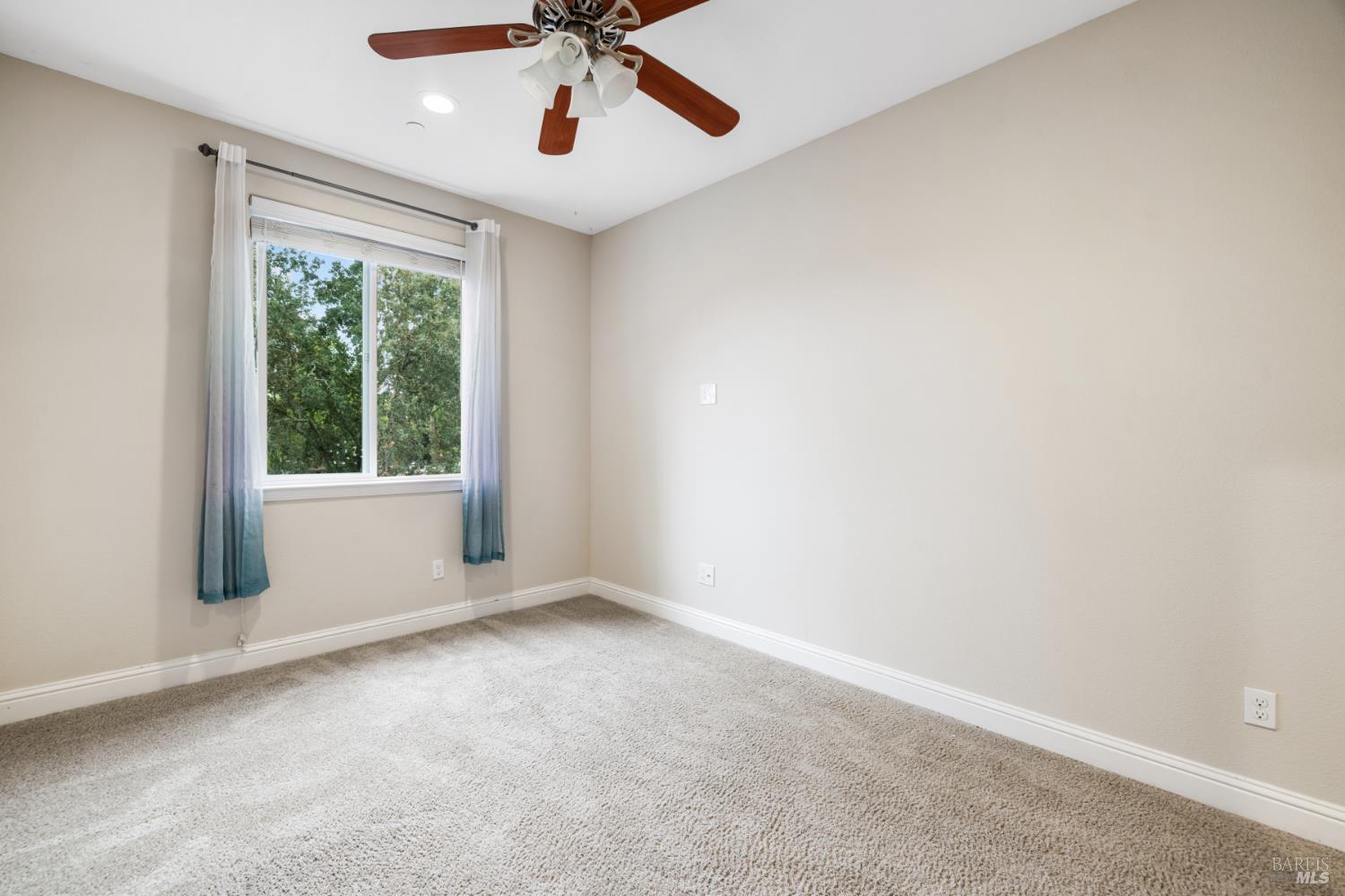 125 Anish Way Windsor, CA 95492 - Photo 54 of 59