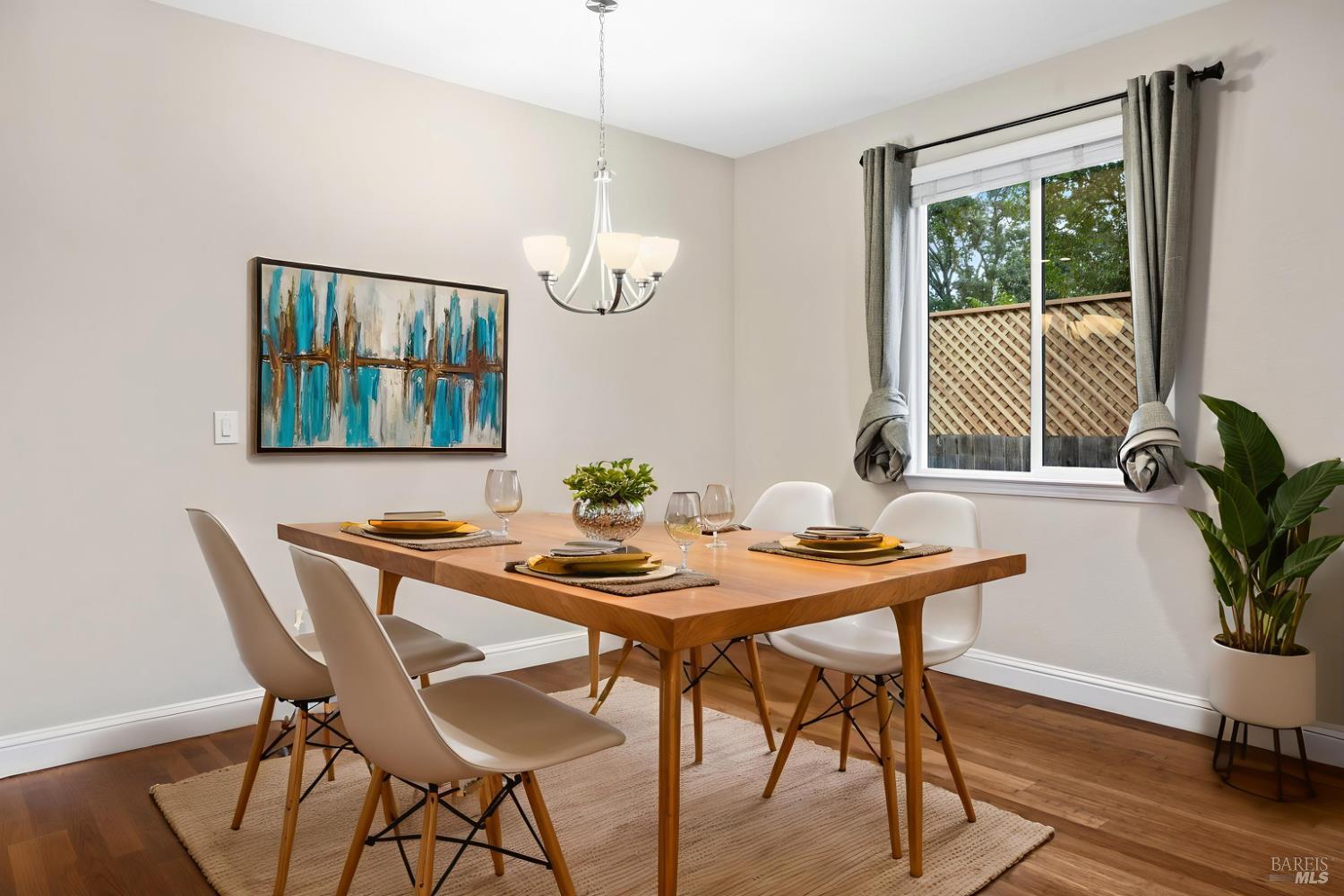 125 Anish Way Windsor, CA 95492 - Photo 8 of 59 virtually staged