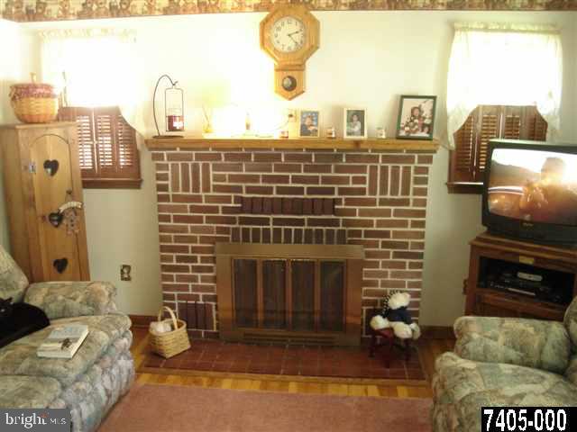 459 Beck Mill Road Hanover, PA 17331 - Photo 5 of 25