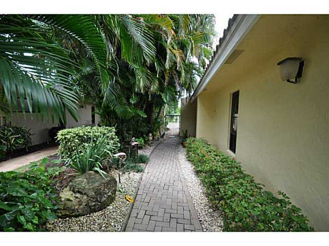 19641 Bay Cove Drive Boca Raton, FL 33434 - Photo 2 of 25 Additional Photo