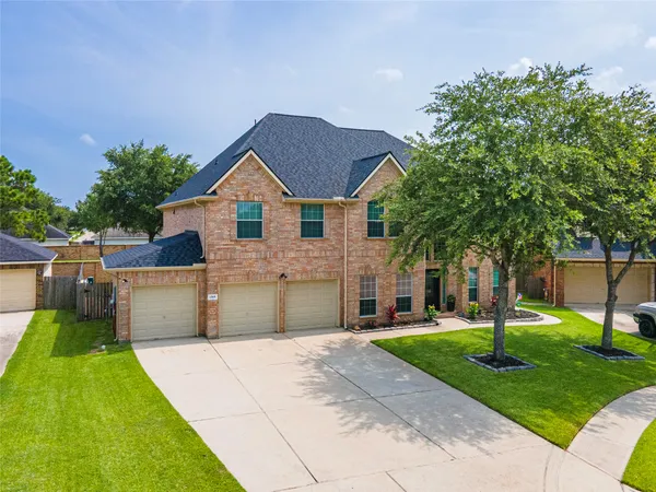 $639,000 | 1565 Segovia Drive, League City, TX 77573