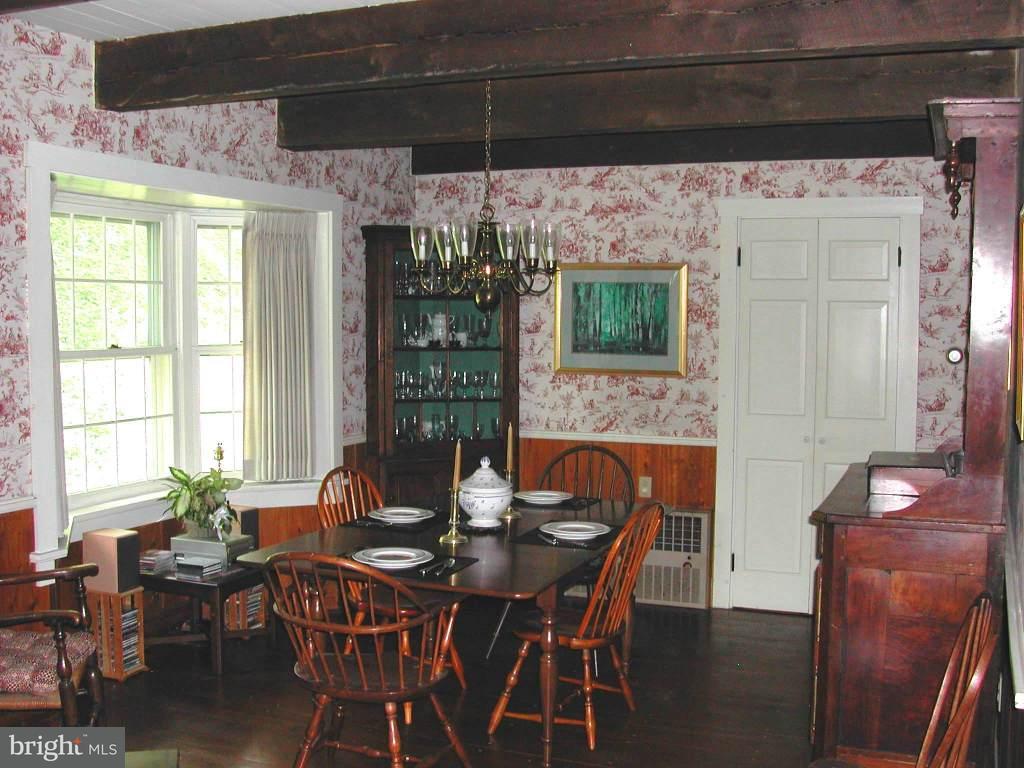 185 Delp Road Lancaster, PA 17601 - Photo 3 of 8 Gallery Image 3