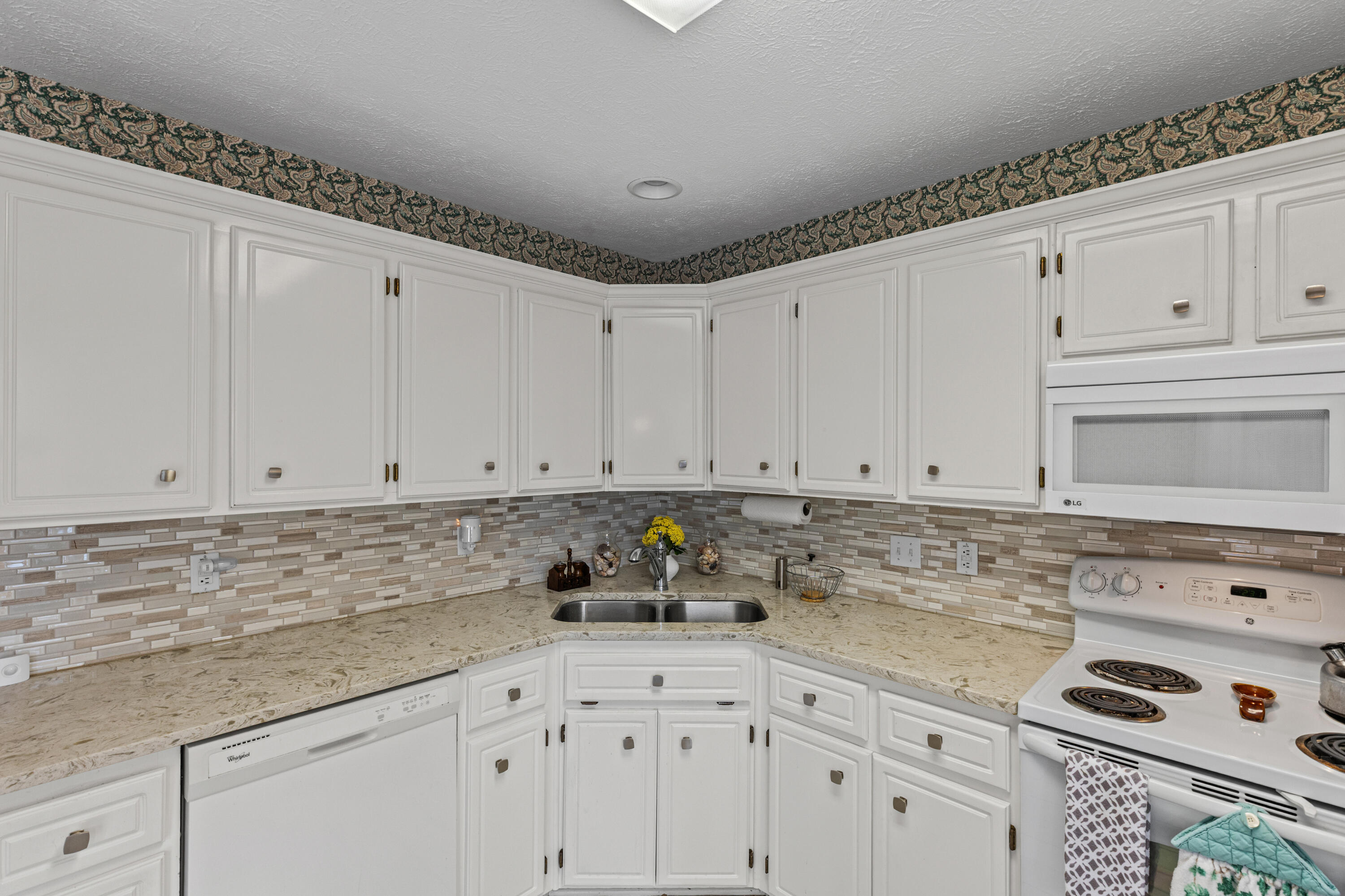 211 Spring Forest Circle Aiken, SC 29803 - Photo 15 of 32