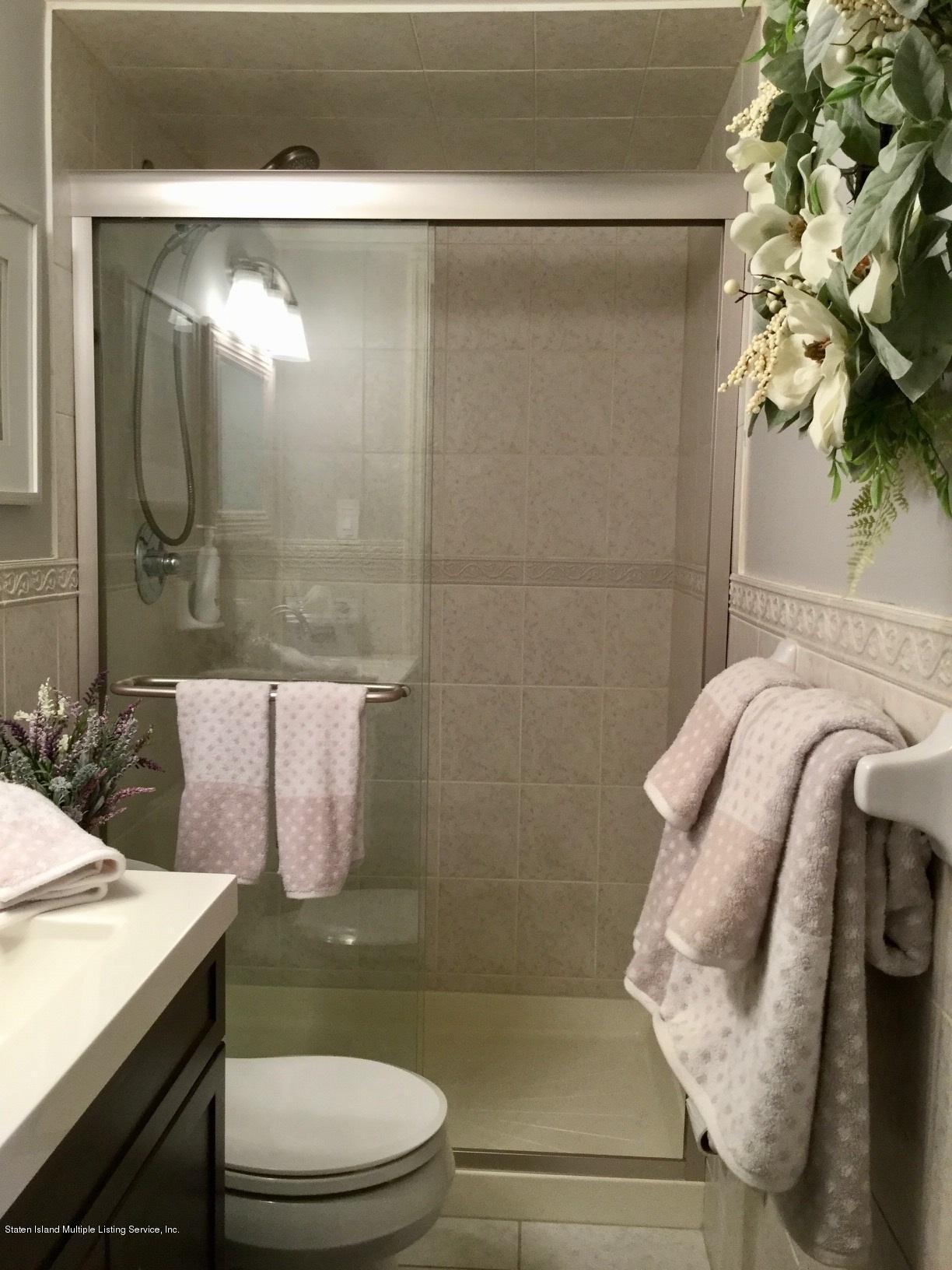 16 Ralph Avenue Staten Island, NY 10312 - Photo 25 of 38 bath