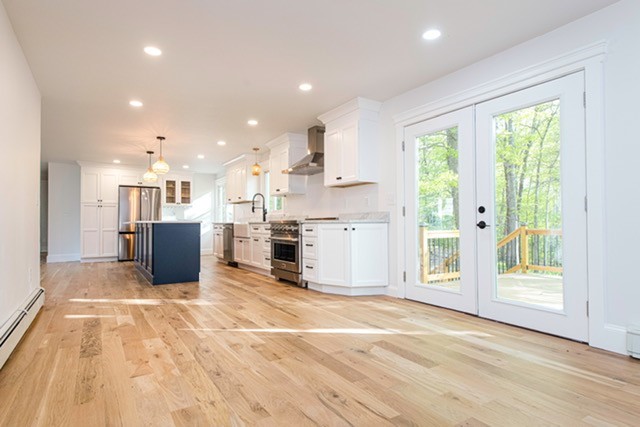39 Mann School Road Smithfield, RI 02917 - Photo 3 of 18