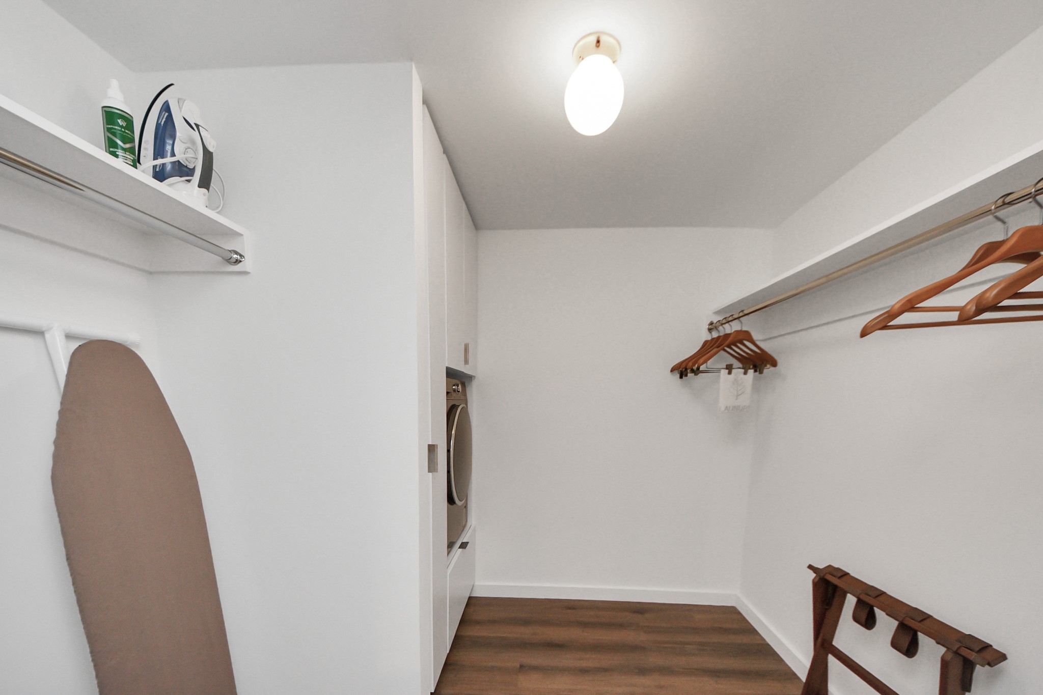 1300 Lamar Street, Unit S3 Houston, TX 77010 - Photo 45 of 50 a view of walk in closet