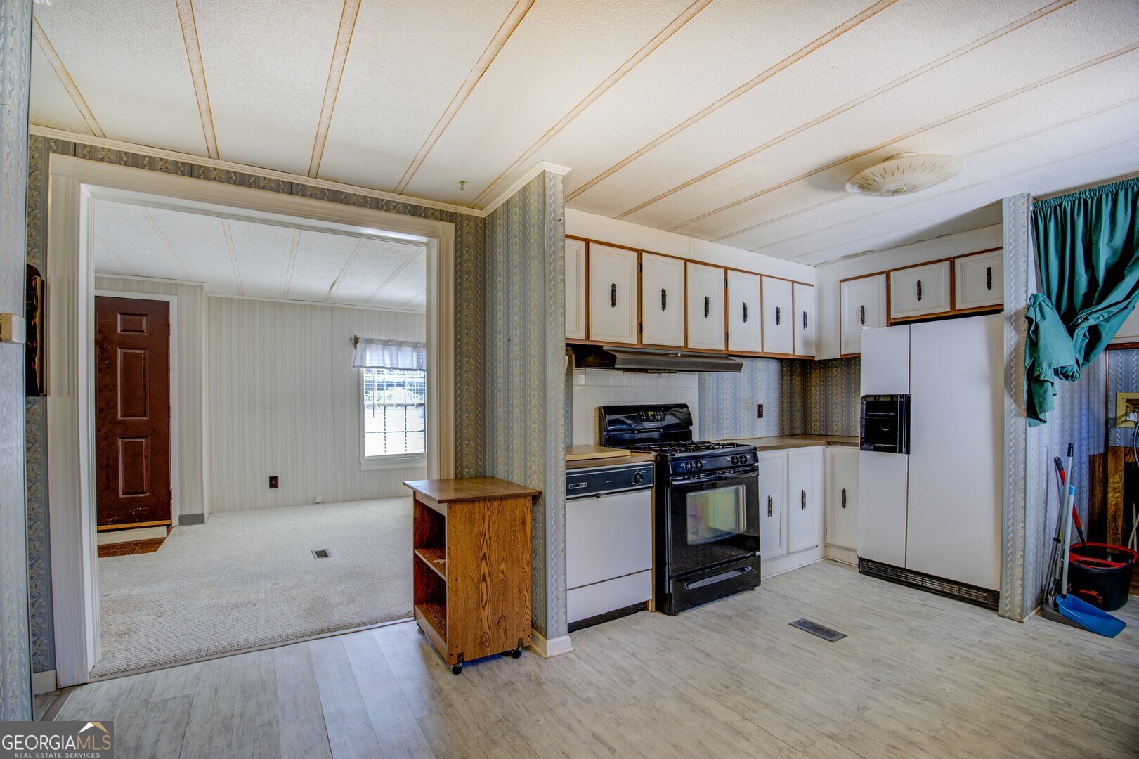 3825 North Goddard Road Lithonia, GA 30038 - Photo 15 of 43