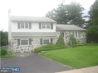 756 Violet Road Warminster, PA 18974 - Photo 1 of 12 Exterior Front