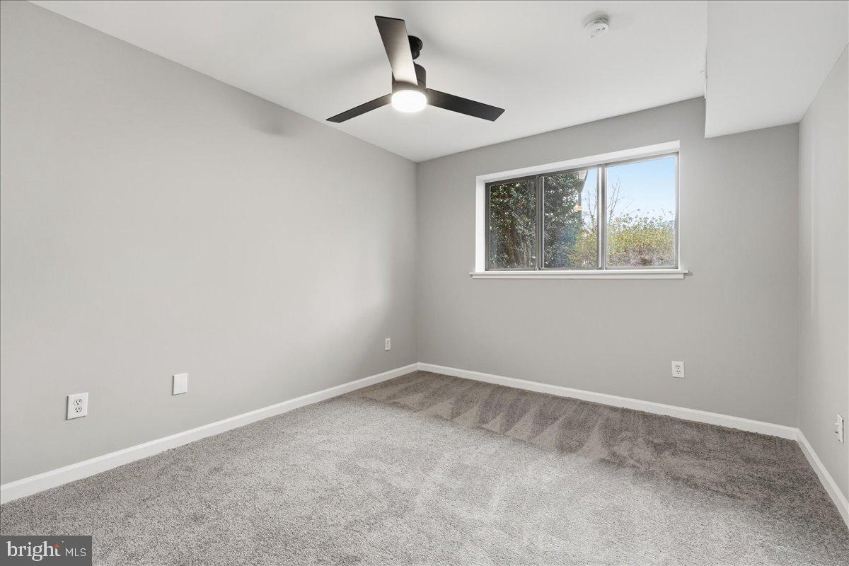 1657 Parkcrest Circle, Unit 100 Reston, VA 20190 - Photo 19 of 25