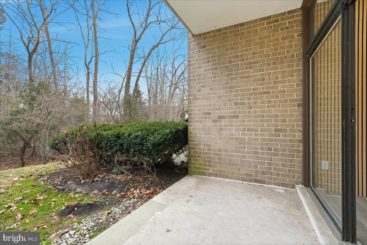 1657 Parkcrest Circle, Unit 100 Reston, VA 20190 - Photo 21 of 25