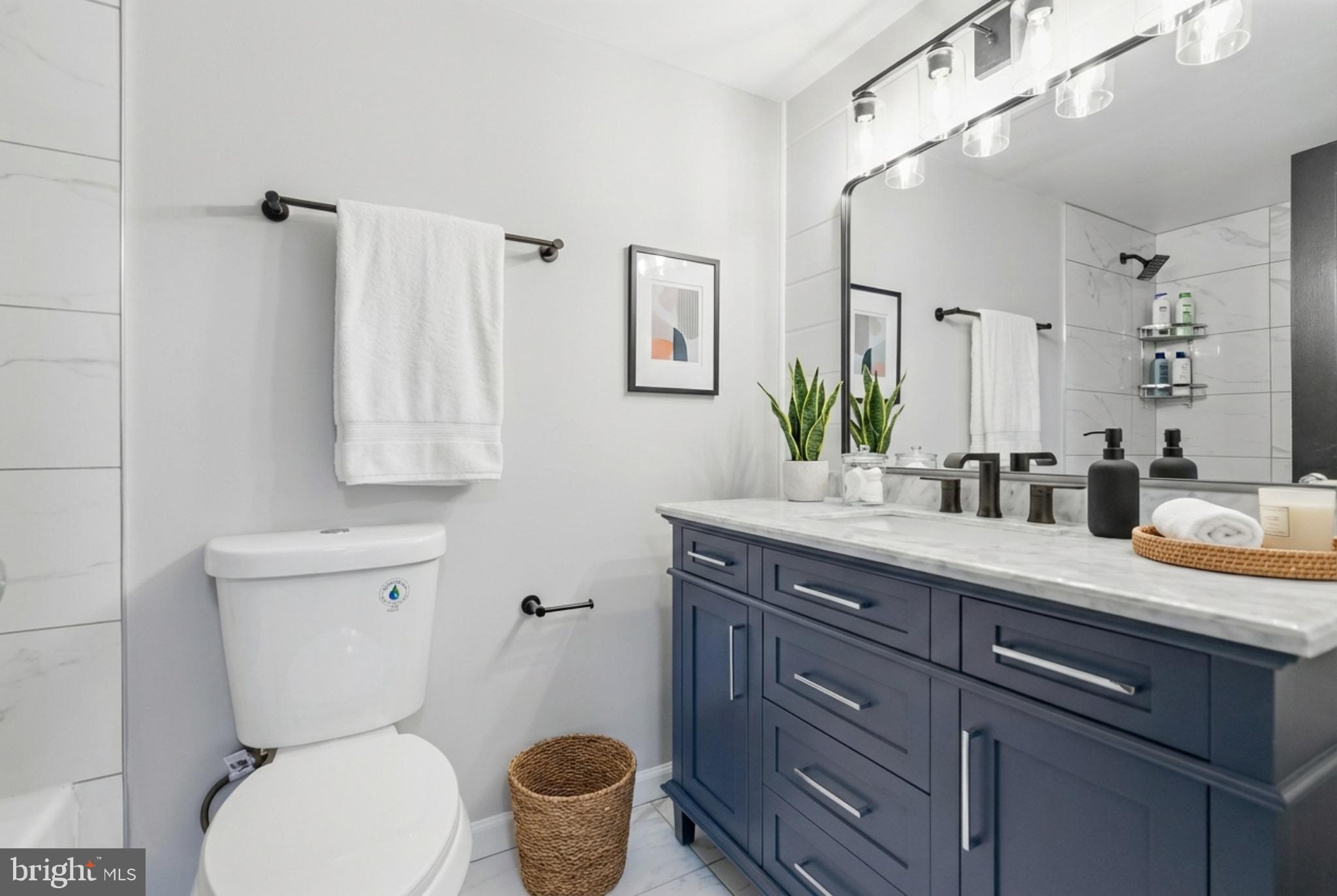 1657 Parkcrest Circle, Unit 100 Reston, VA 20190 - Photo 7 of 25 Virtually staged