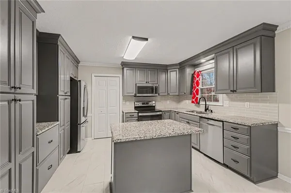 $409,000 | 190 Scottsdale Lane, Clemmons, NC 27012